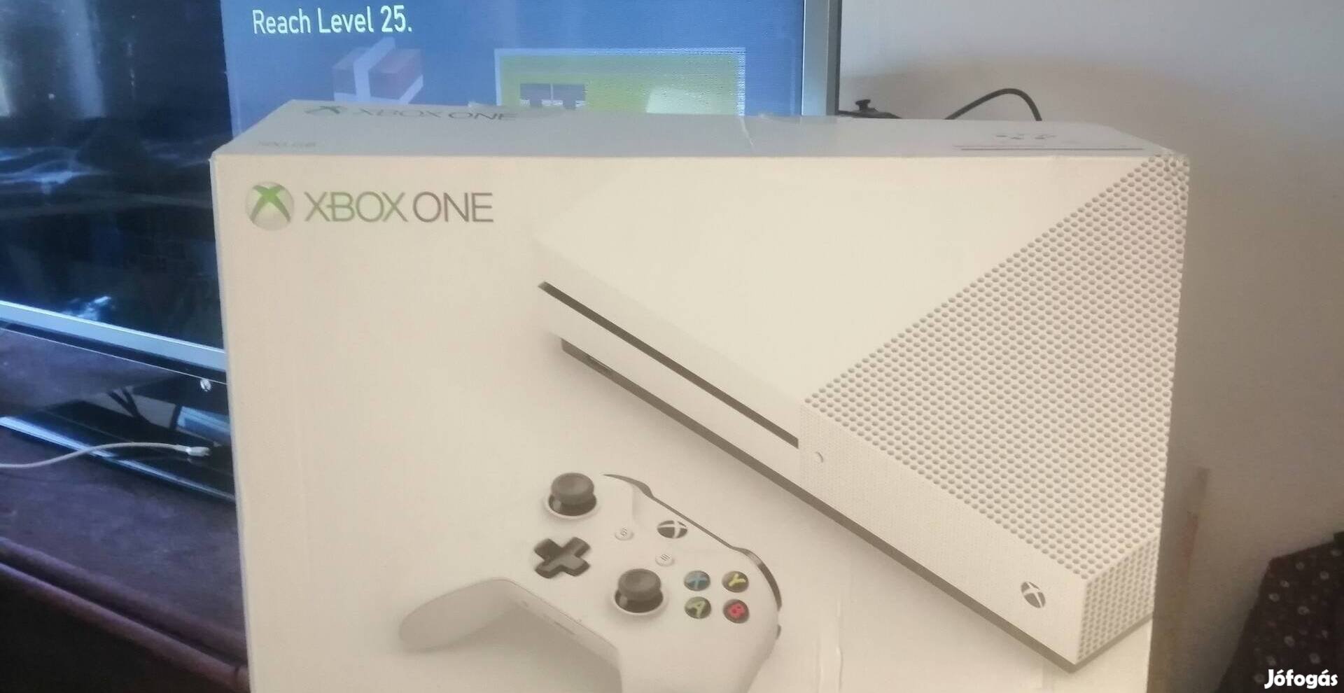 Xbox one S 1Tb limitált robot white, 450 játékkal 