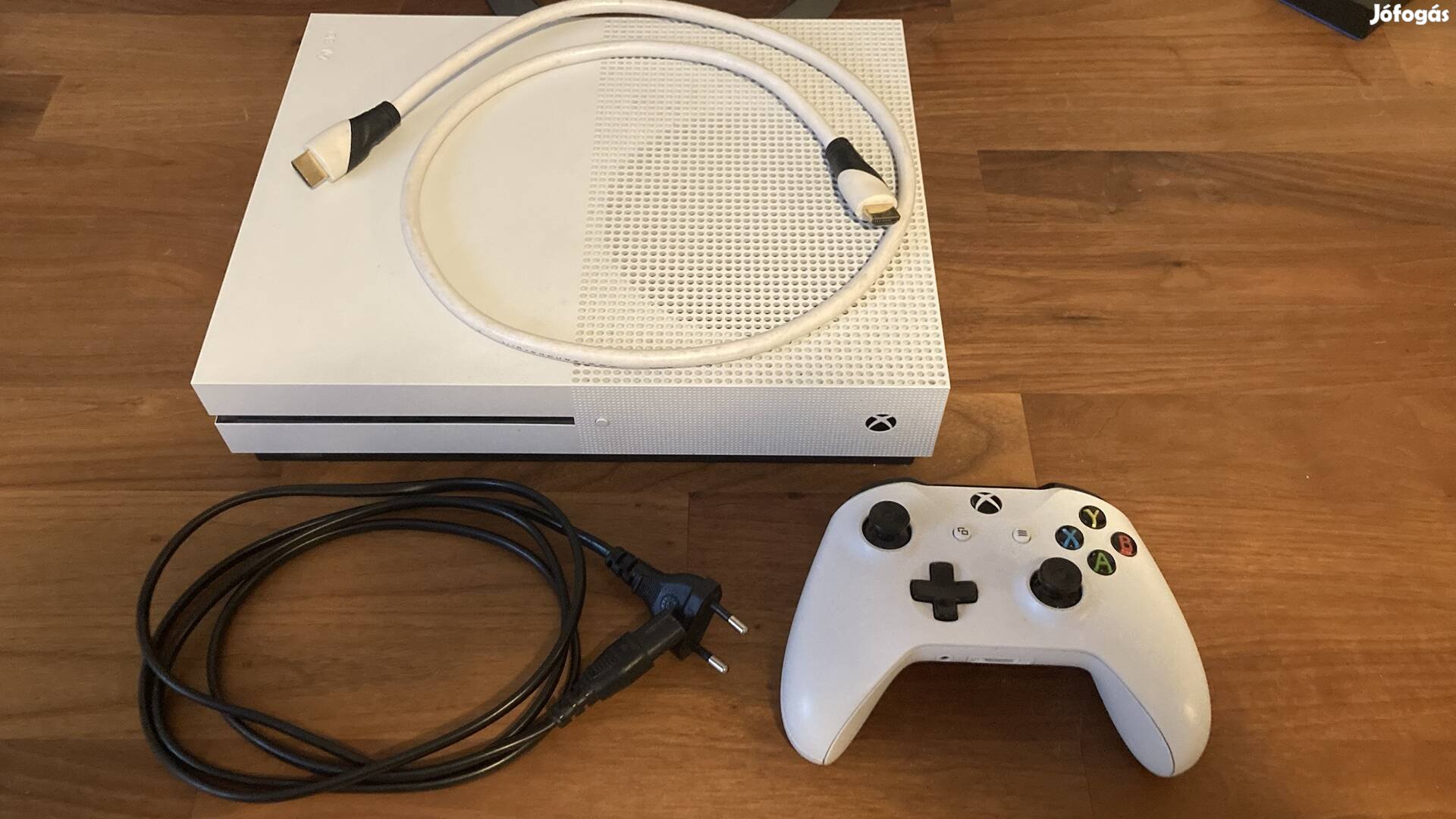 Xbox one s 500 gb + controller