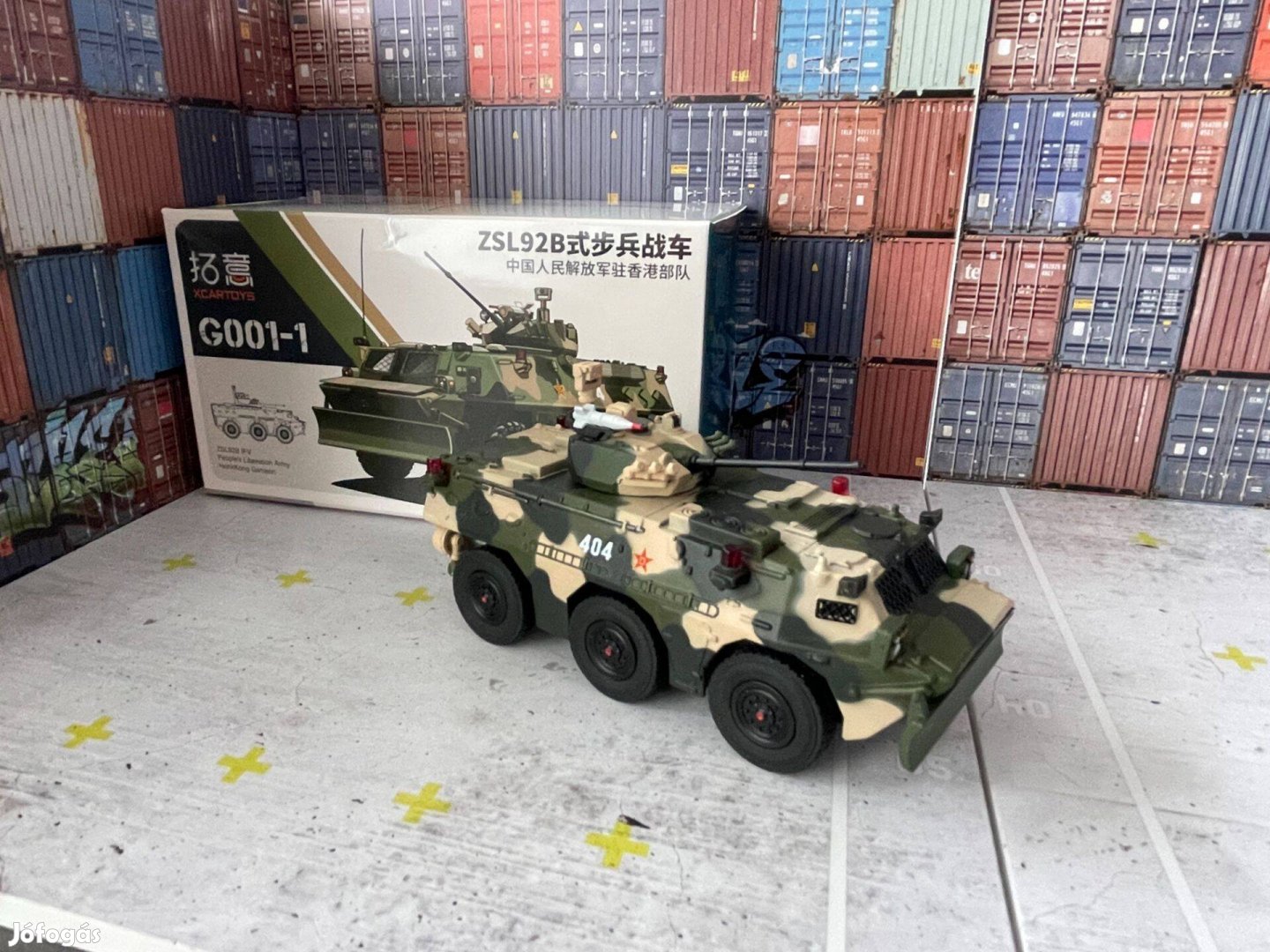 Xcartoys ZSL92B páncélos modell 1:64 méret