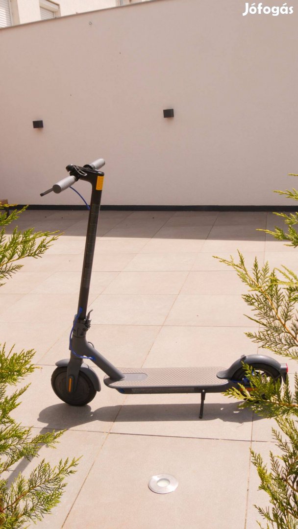 Xiamoi Electric Scooter 3
