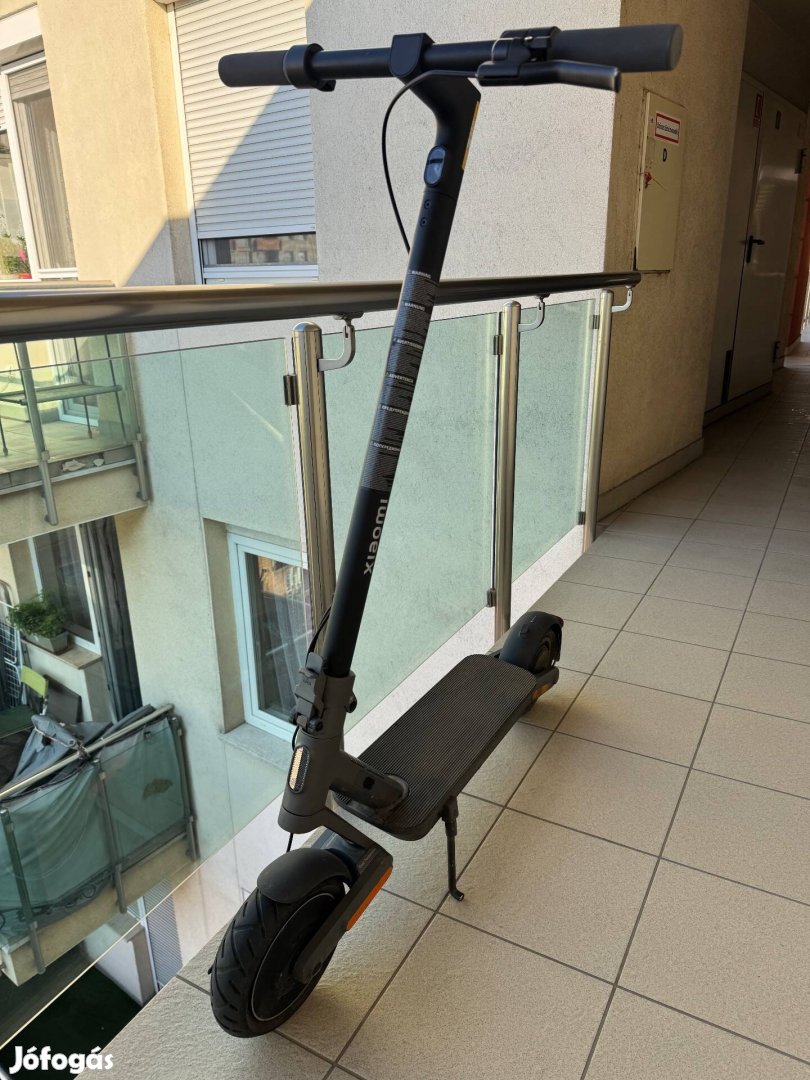 Xiaomi Electric Scooter 4 Ultra - Elektromos Roller
