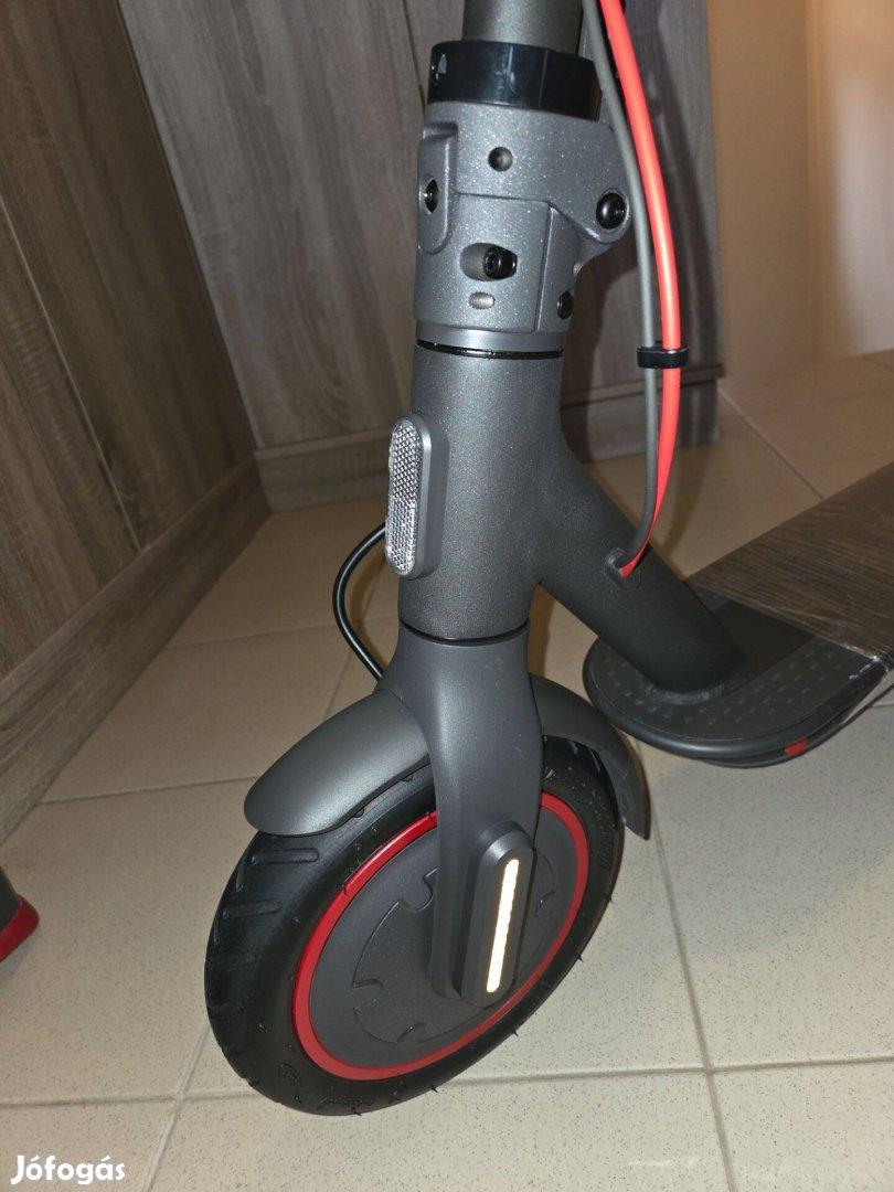Xiaomi Electric Scooter Pro 2 elektromos roller