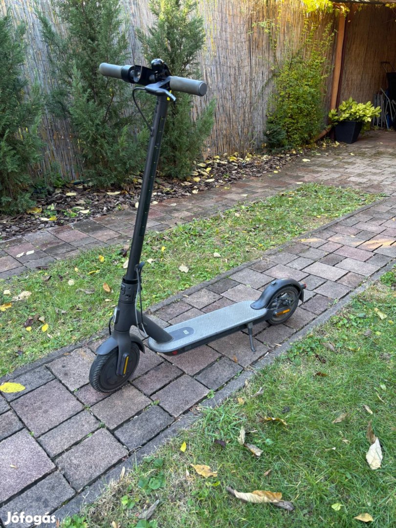 Xiaomi Essential Elektromos Roller