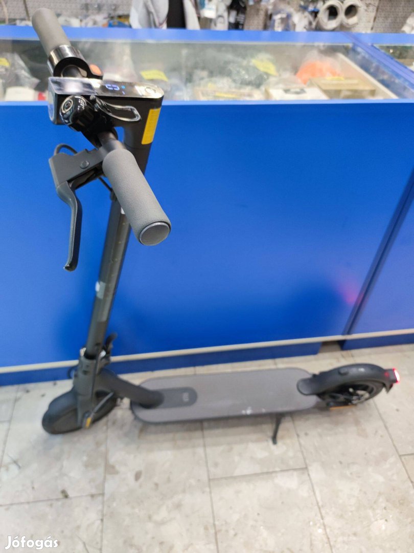 Xiaomi Essential elektromos roller! 1779 km-t futott!