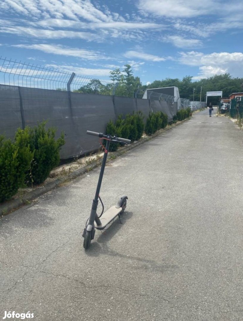 Xiaomi M365 Pro Elektromos Roller