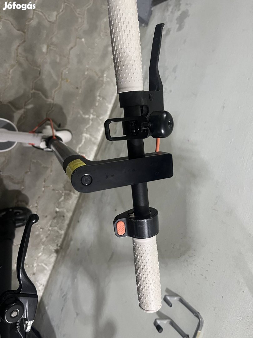 Xiaomi M365 elektromos roller