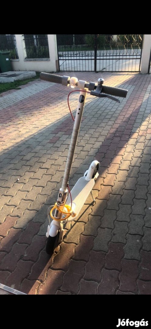 Xiaomi M365 elektromos roller eladó
