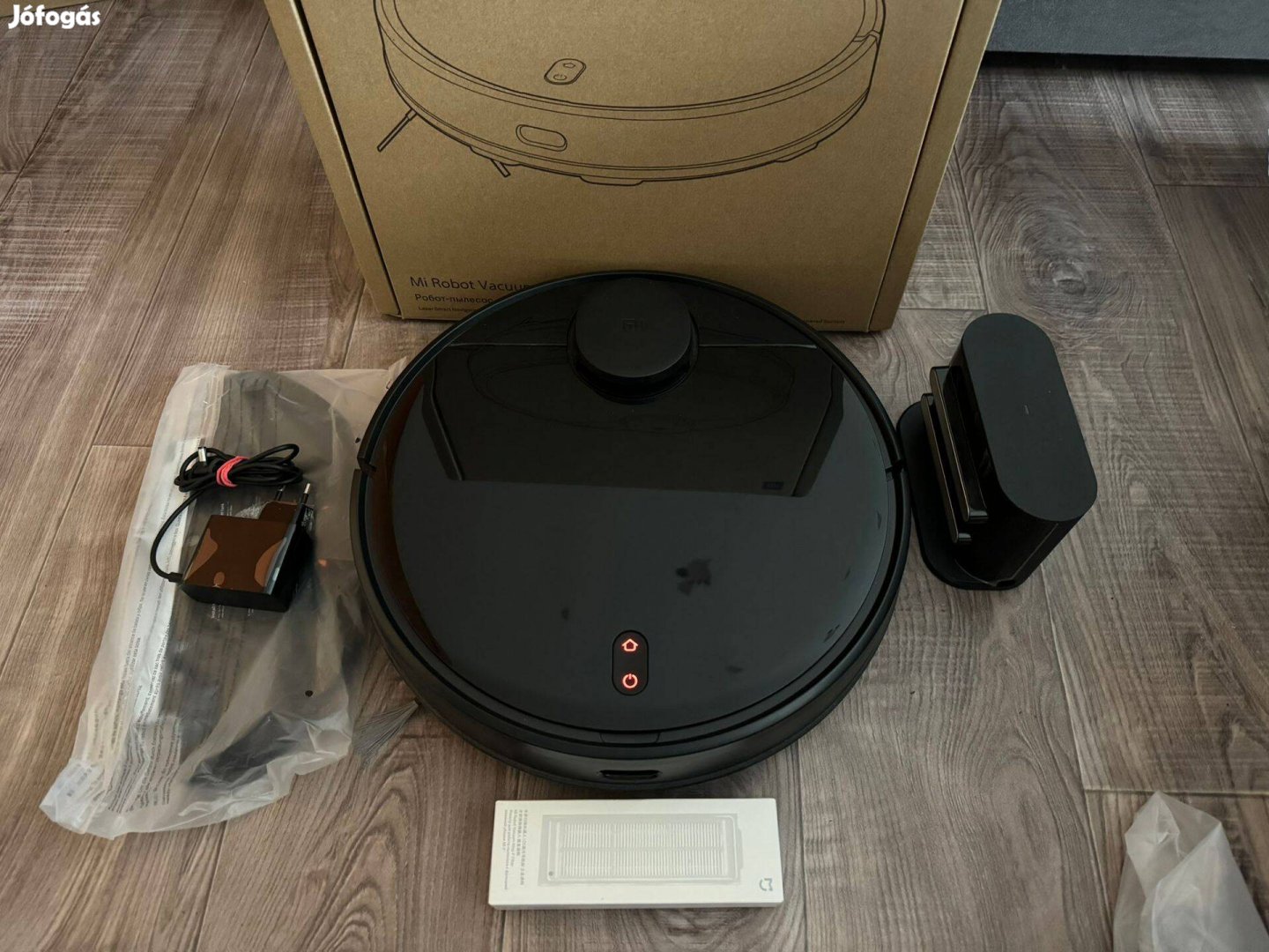 Xiaomi MI Robot Vacuum MOP Pro intelligens robotporszívó felmosó funkc