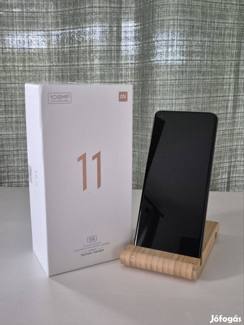 Xiaomi Mi 11 5G 256 GB kártyafüggetlen mobiltelefon Ajándék bőrtokkal