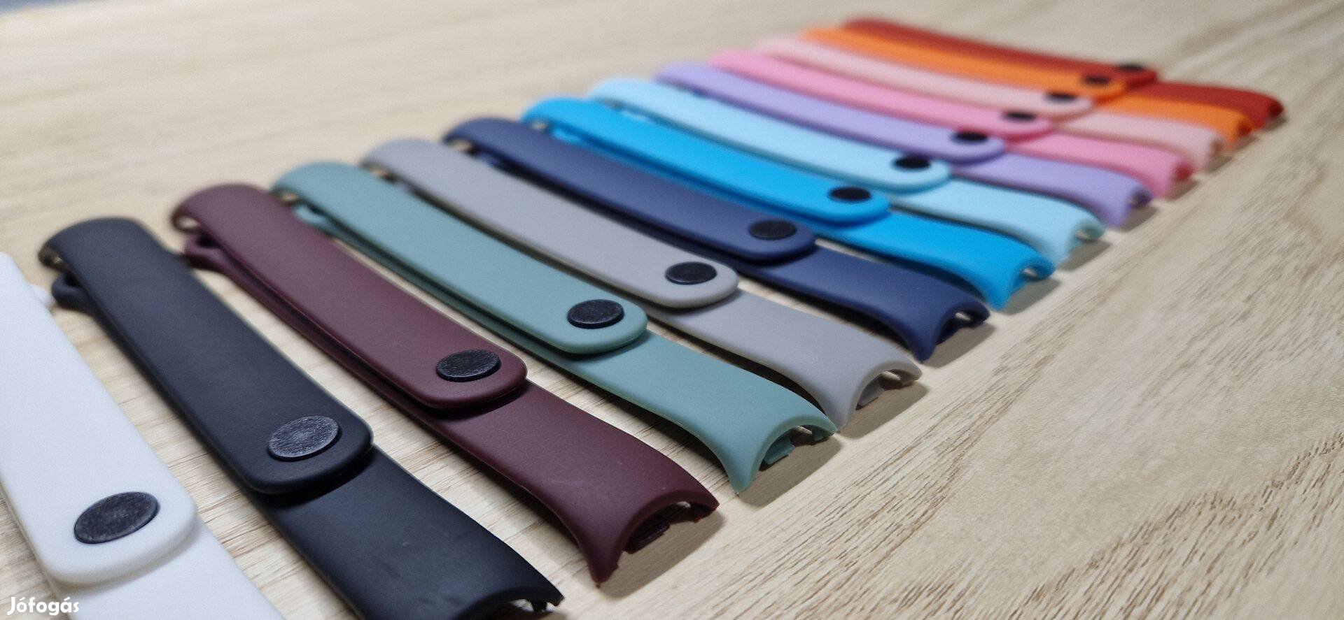 Xiaomi Mi Band 8 és Mi Band 9 színes szilikon pótszíj eladó