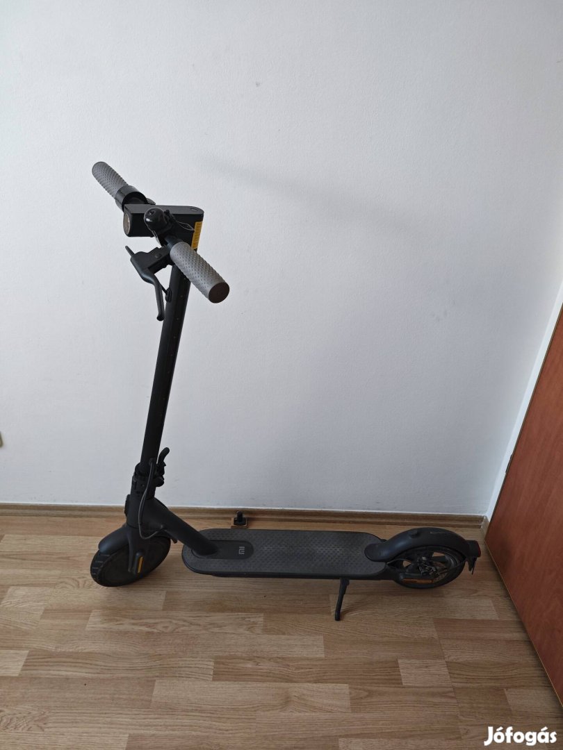 Xiaomi Mi Electric Scooter 1S elektromos roller 