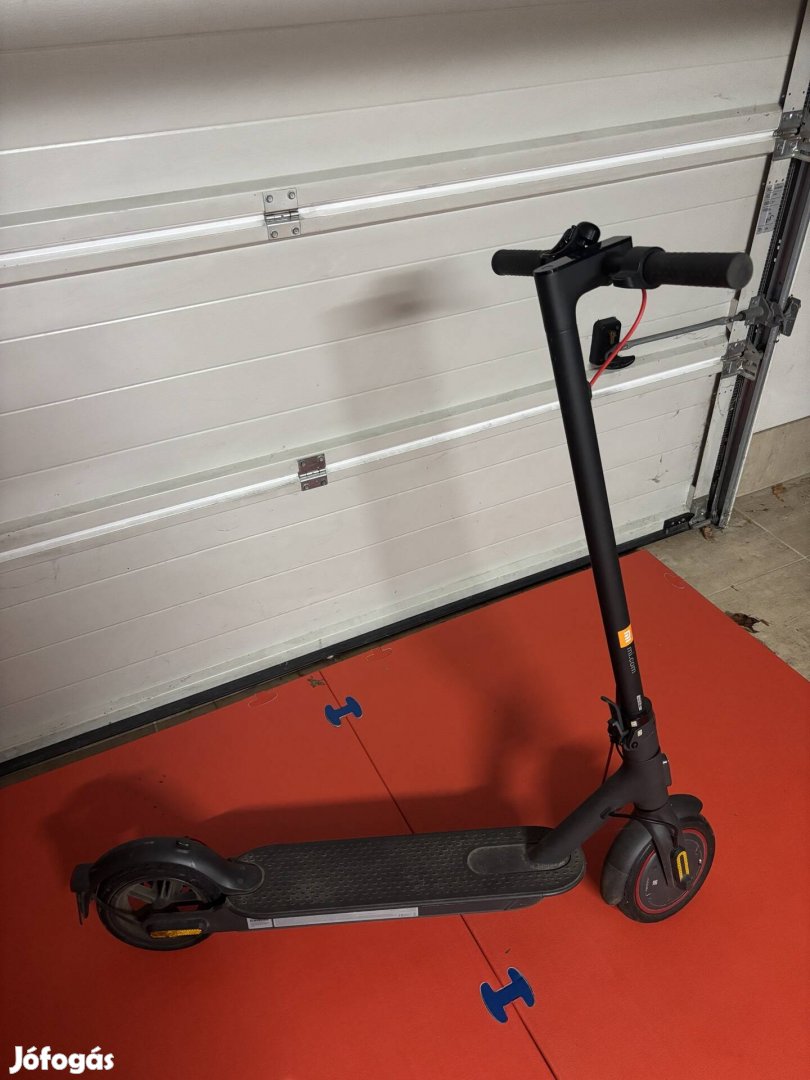 Xiaomi Mi Electric Scooter Pro 2