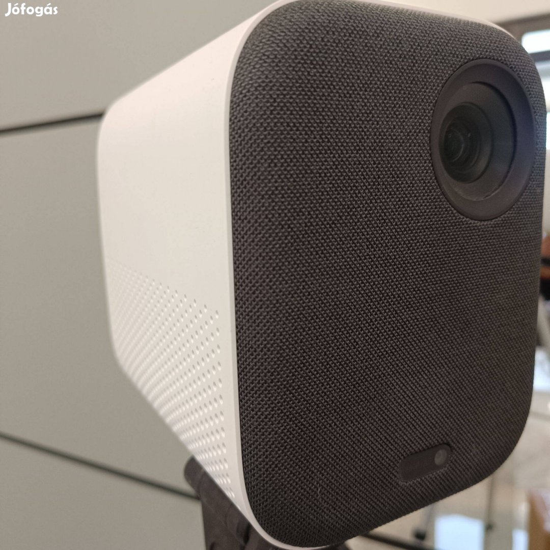 Xiaomi Mi Smart projector 2