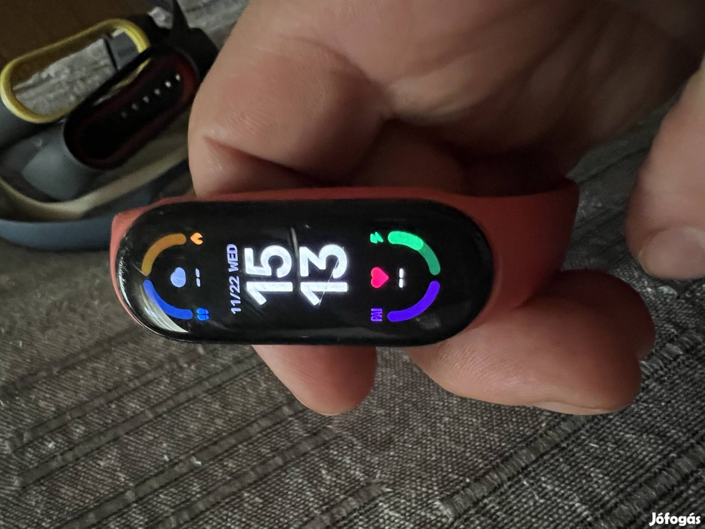 Xiaomi Mii Smart Band 6 + 5 db pót szíj