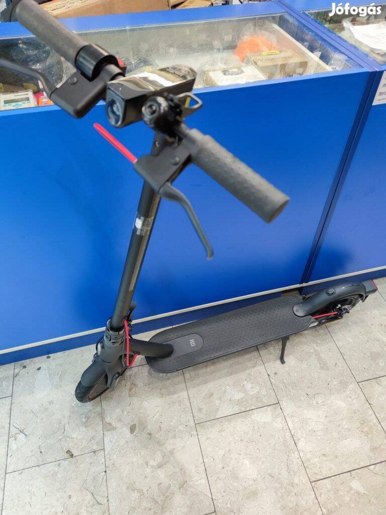 Xiaomi Pro 2 300W elektromos roller - 435 km-t futott!