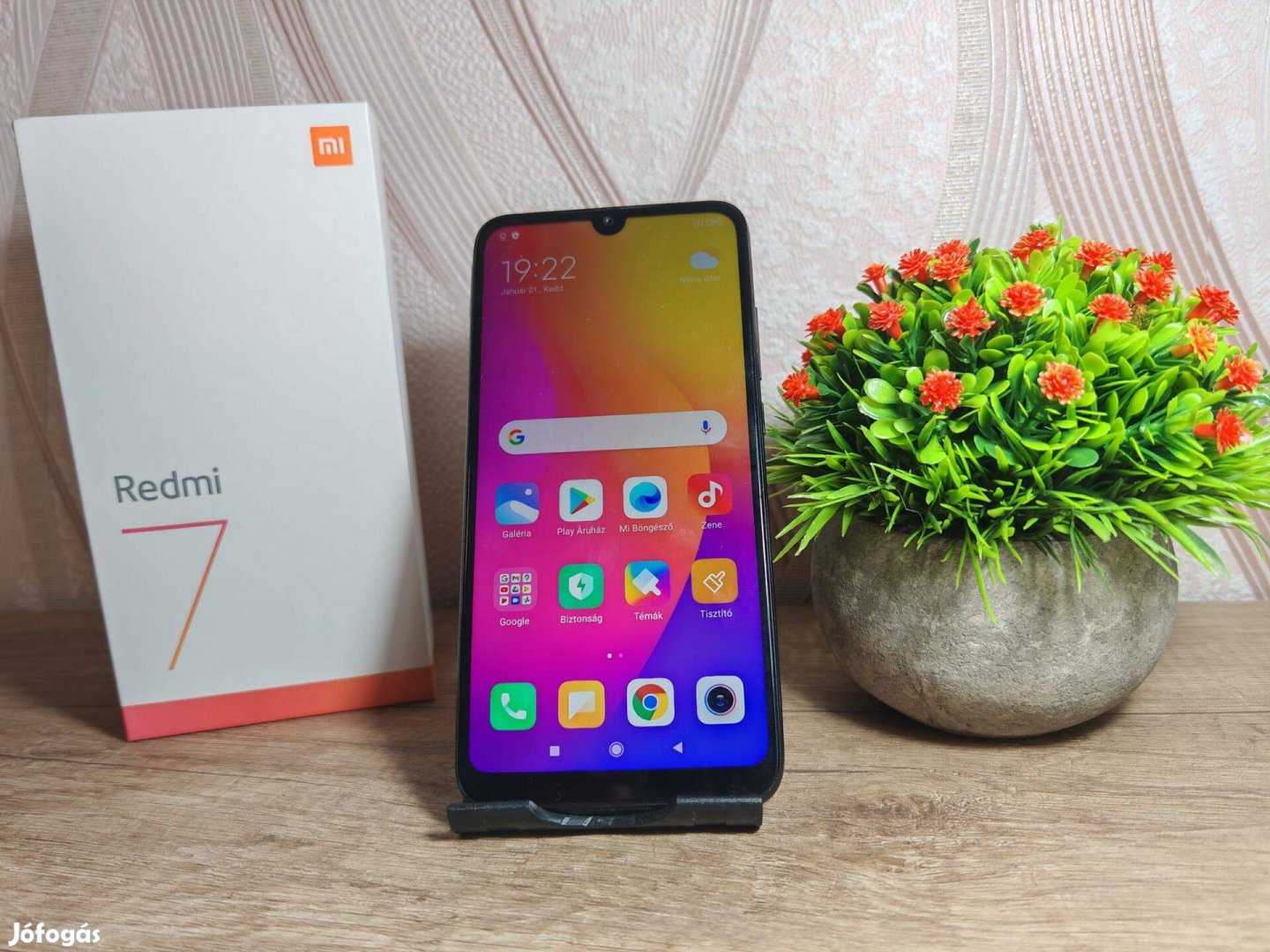 Xiaomi Redmi 7 kártyafüggetlen + dual simes okos készülék!