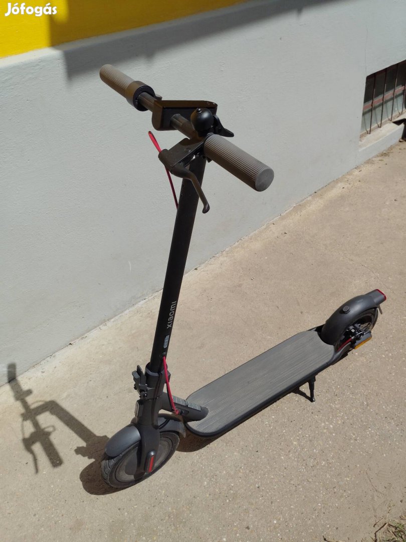 Xiaomi electric scooter 4 