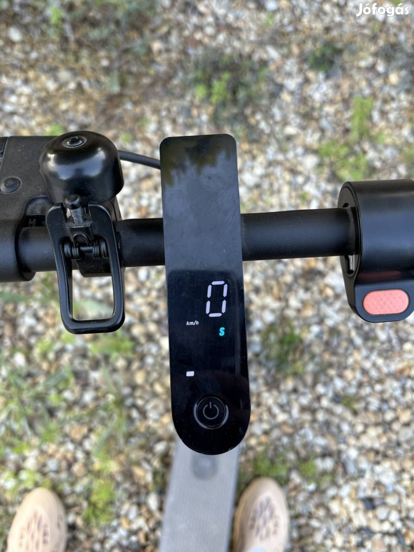 Xiaomi elektromos Roller.   