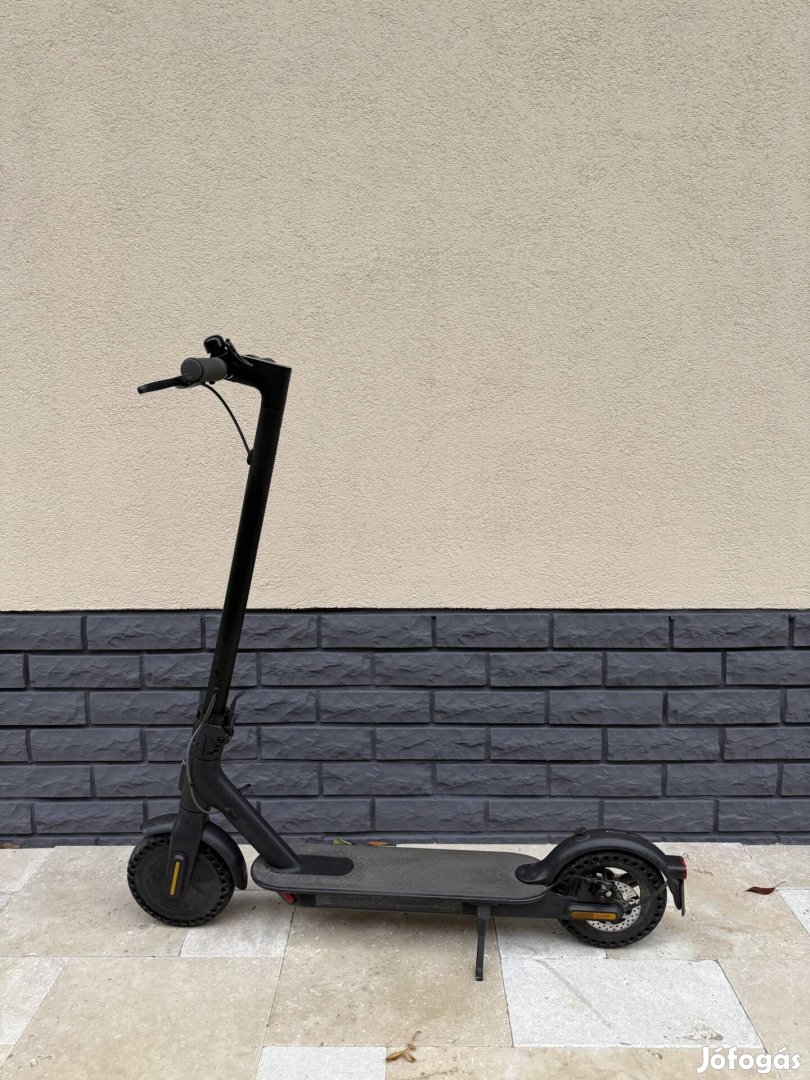 Xiaomi elektromos roller