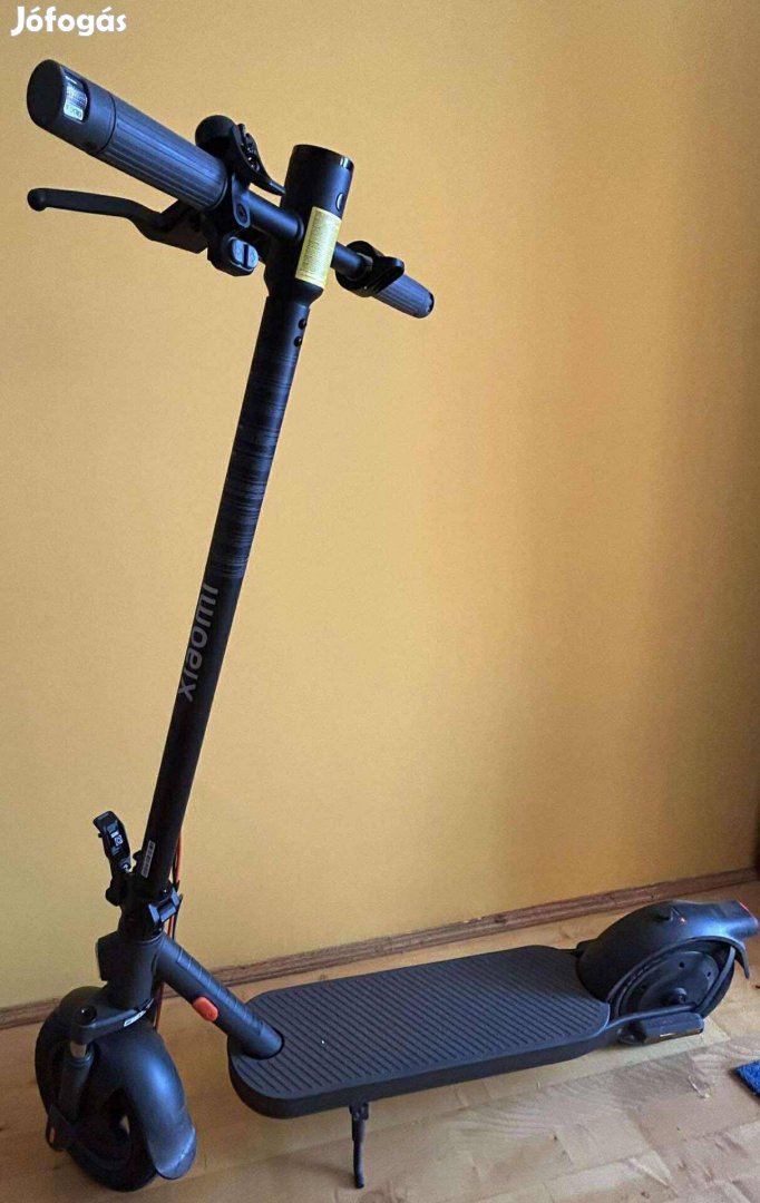 Xiaomi elektromos roller Elite