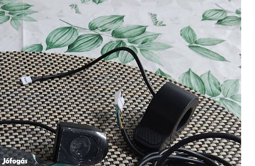 Xiaomi elektromos roller alkatrész
