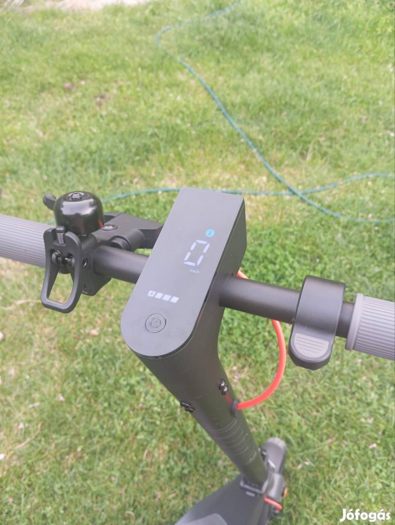 Xiaomi scooter4 light e roller.