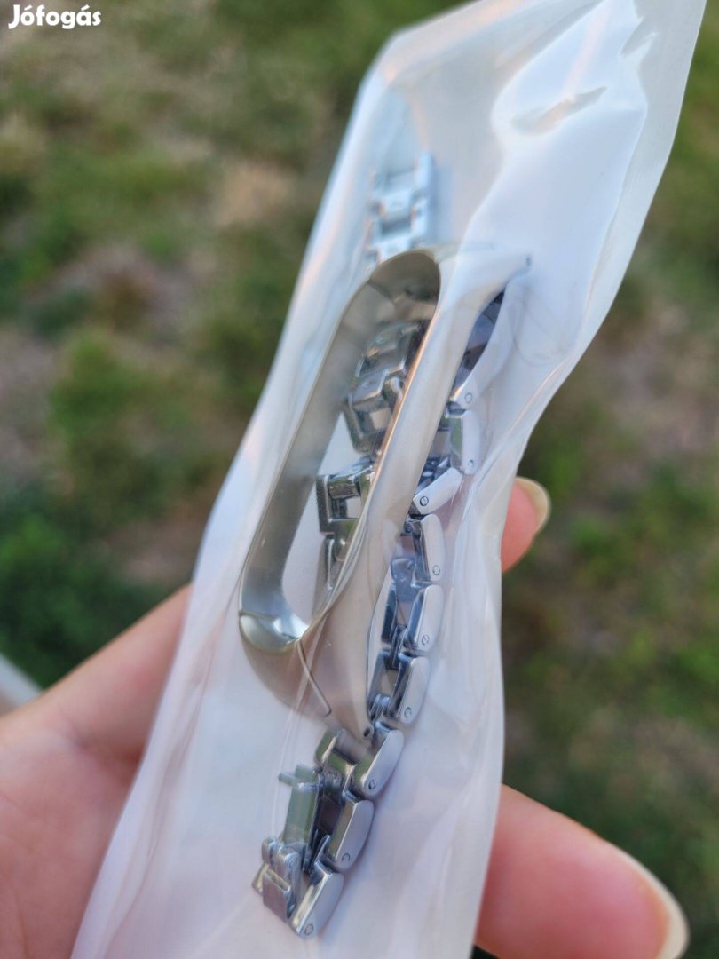 Xiaomi új okosóra fém szíj, Mifit Mi Smart Band 4