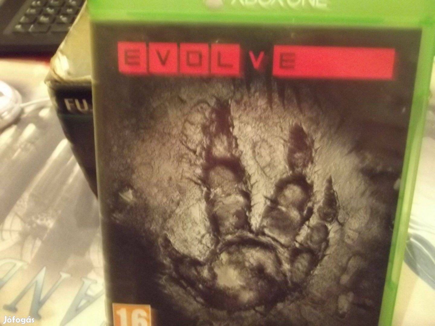 Xo-246 Xbox One Eredeti Játék : Evolve ( karcmentes)