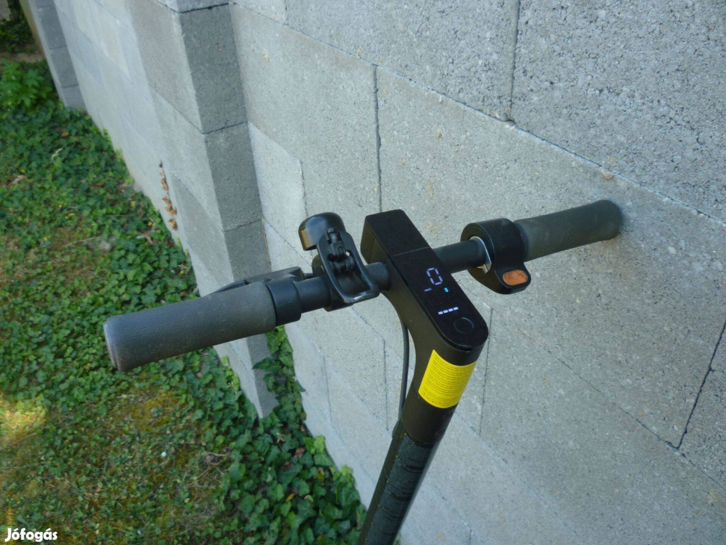 Xoumi 250 emoci elektromos roller