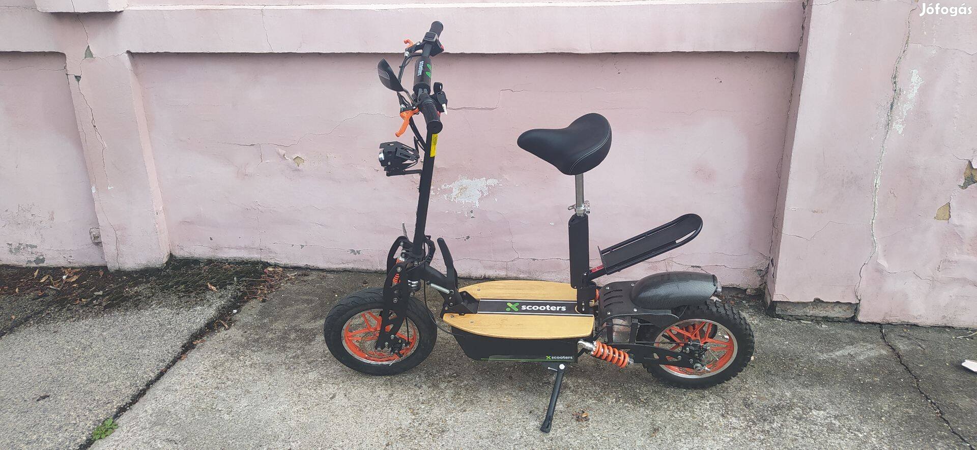 Xscooters XT02 48V elektromos roller