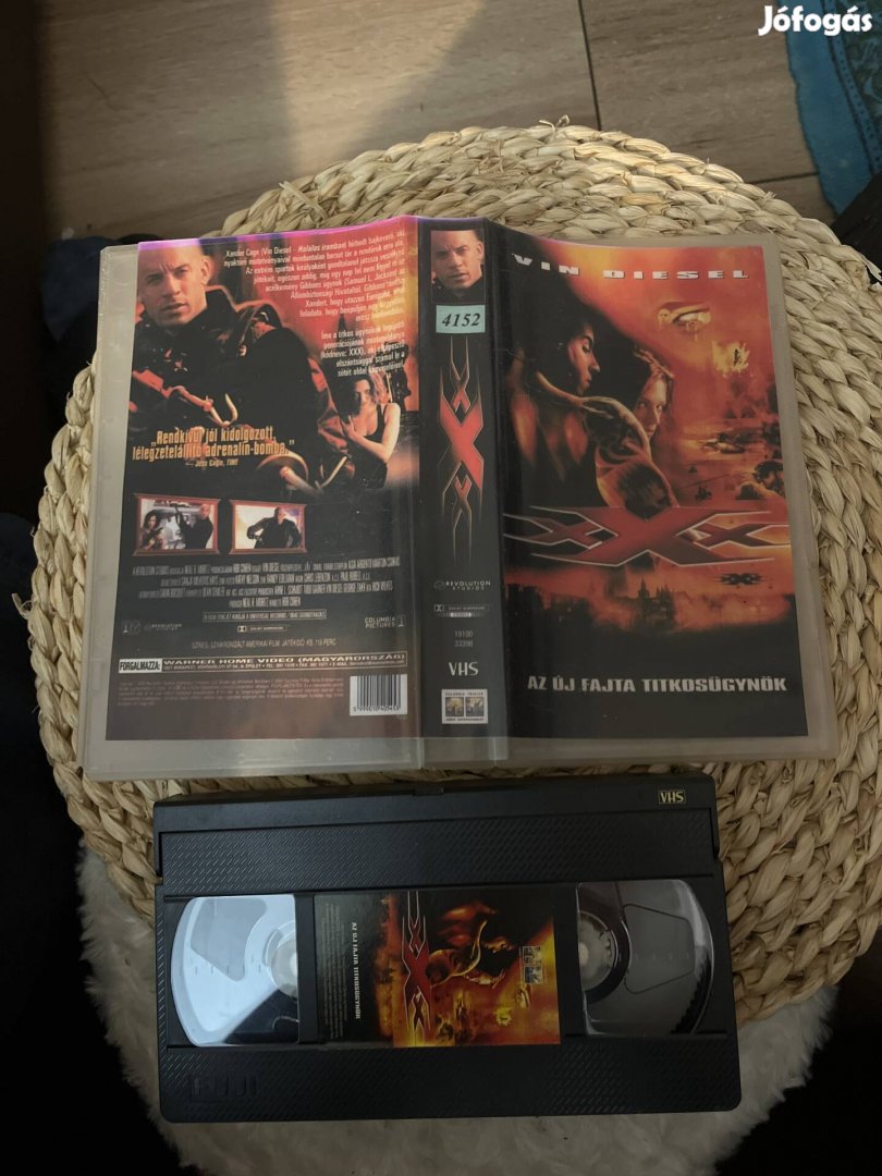 Xxx vhs m.  