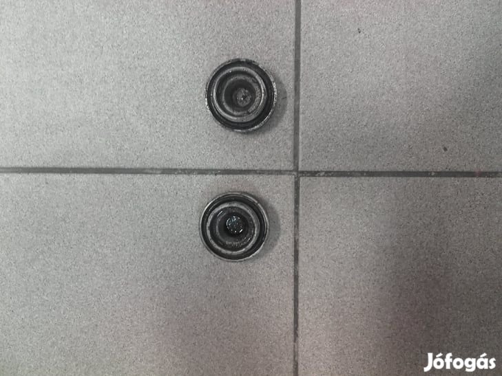 YAMAHA Majesty 125 180 Minarelli 5Ds olaj leeresztő csavar