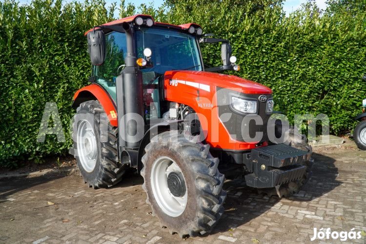 YTO 95 lóerős traktor kabinnal