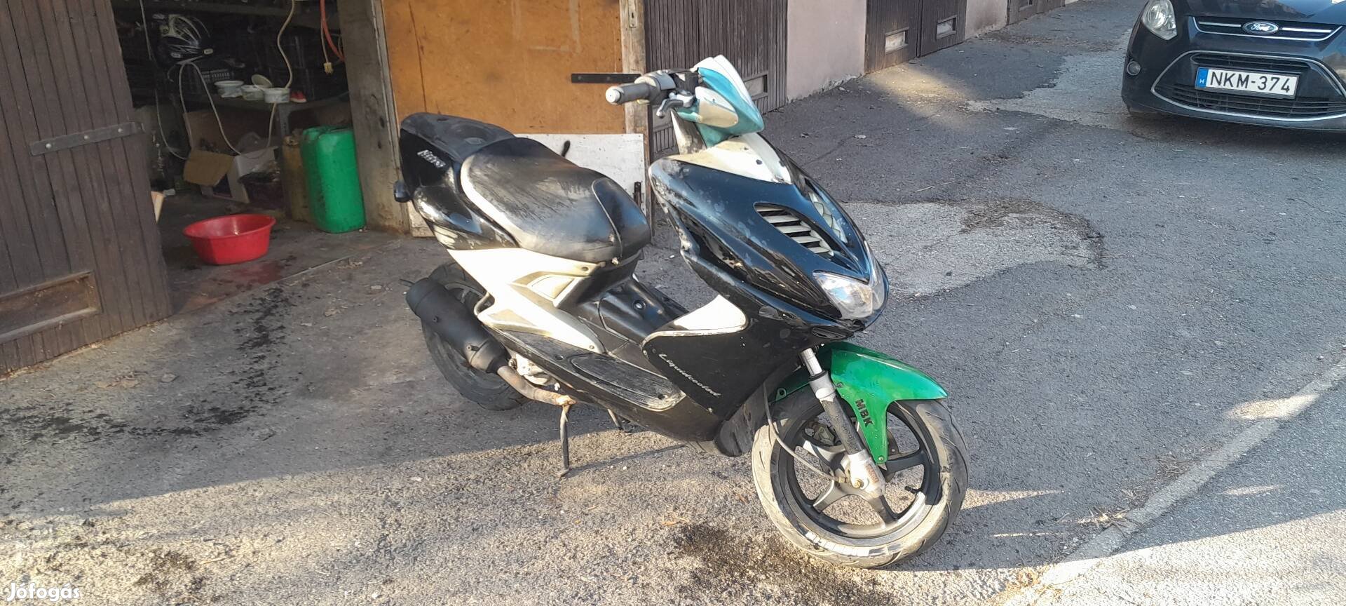 Yamah Aerox 50 bontott gyári alkatrészek