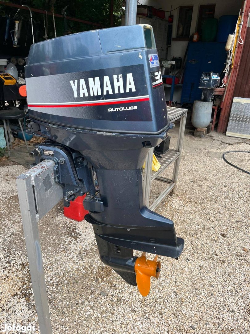 Yamaha 30le csónakmotor
