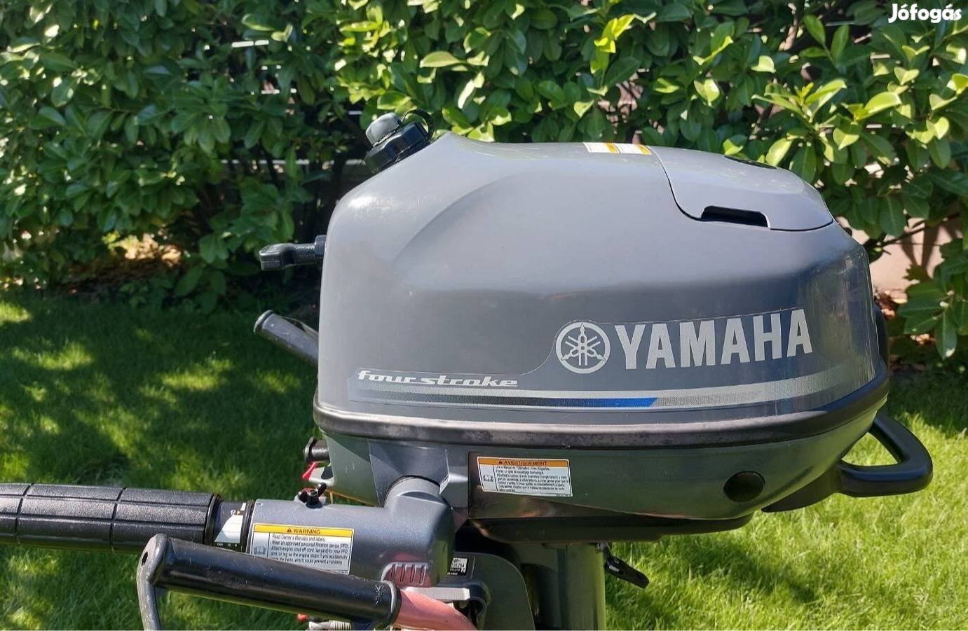 Yamaha 4 lóerős 4T újszerű, keveset használt csónakmotor