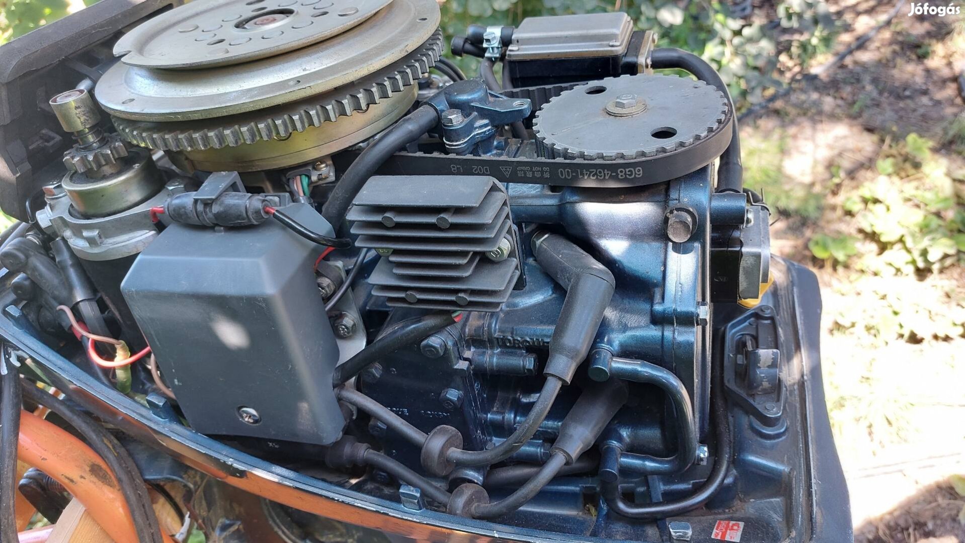 Yamaha 8 lóerős, önindítós csónakmotor