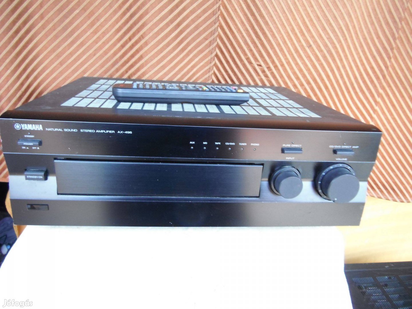 Yamaha AX-496 erősítő távirányítóval