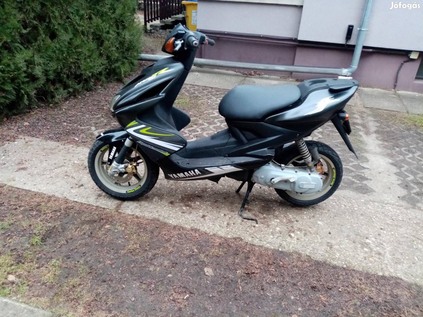 Yamaha Aerox 2t karbis