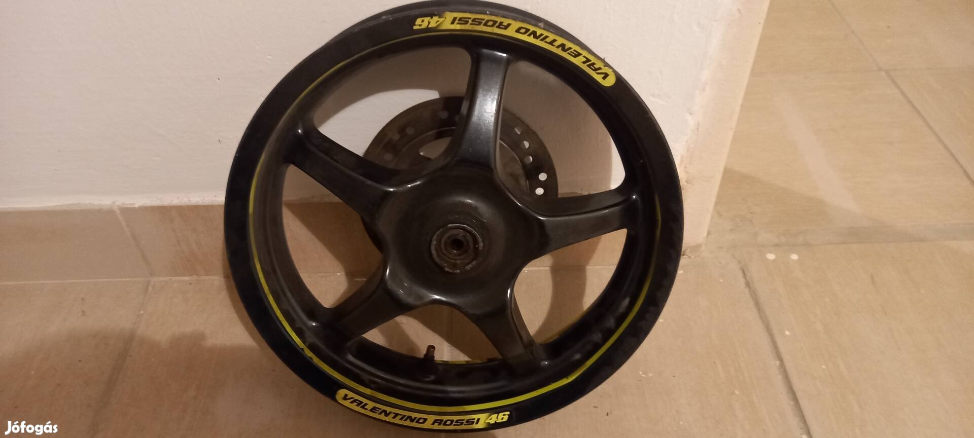 Yamaha Aerox Rossis első kerék