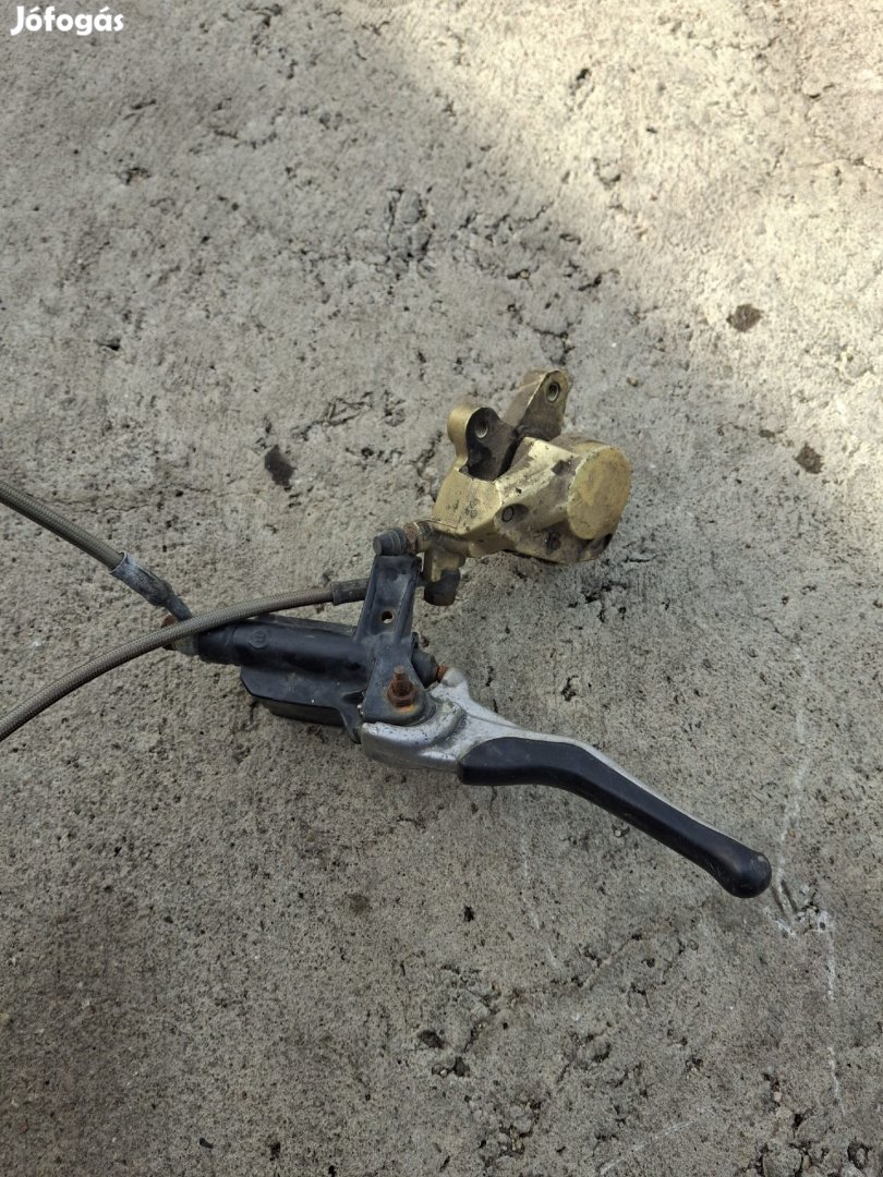 Yamaha Aerox első fékrendszer