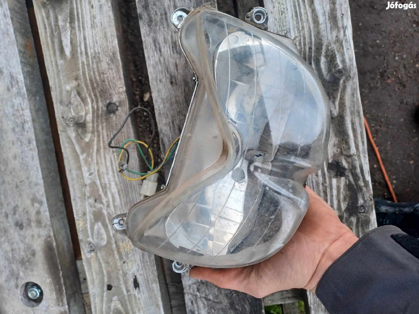 Yamaha Aerox első lámpa