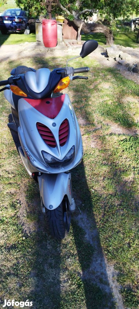 Yamaha Aerox robogó