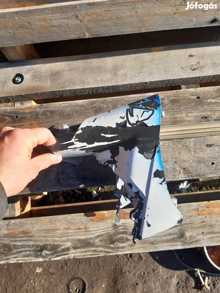 Yamaha Aerox sarok idom