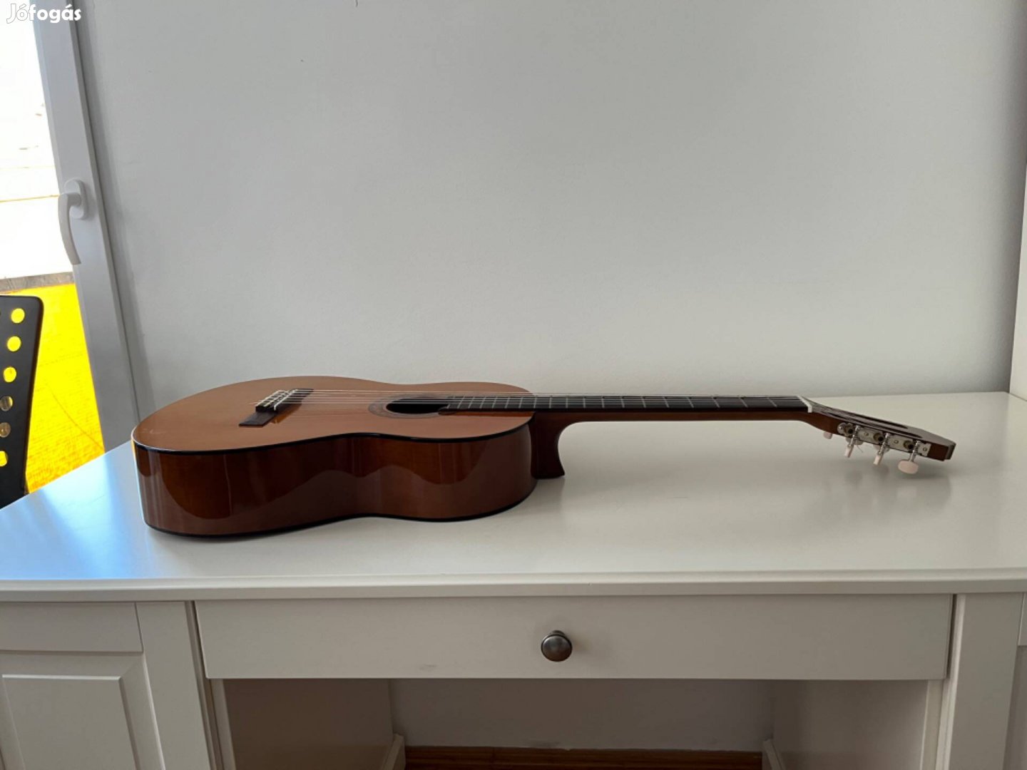 Yamaha C40 akusztikus gitár+ kottatartó, lábtartó, gitártartó,gitártok