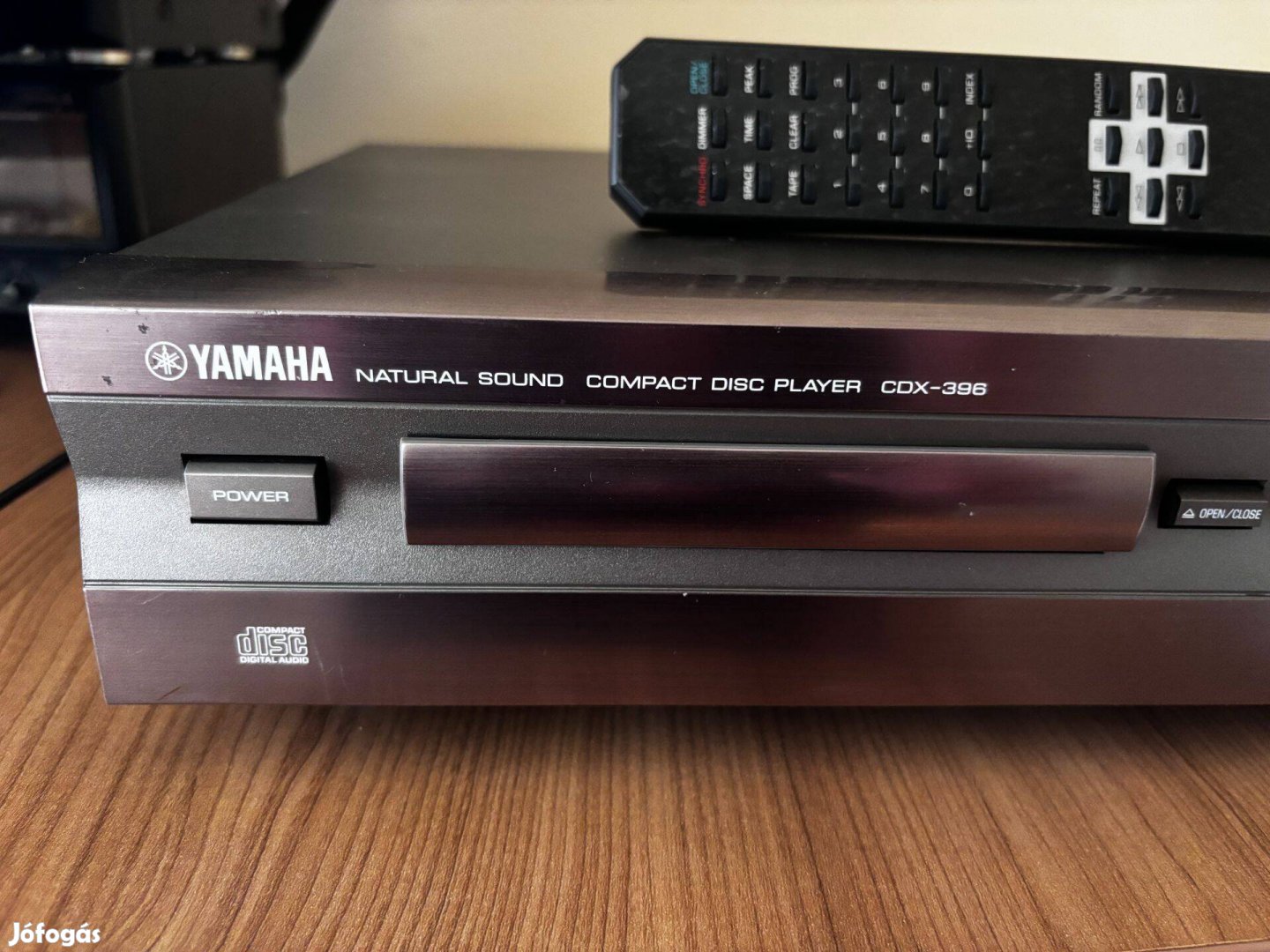 Yamaha CDX-396 CD Player gyári távjával