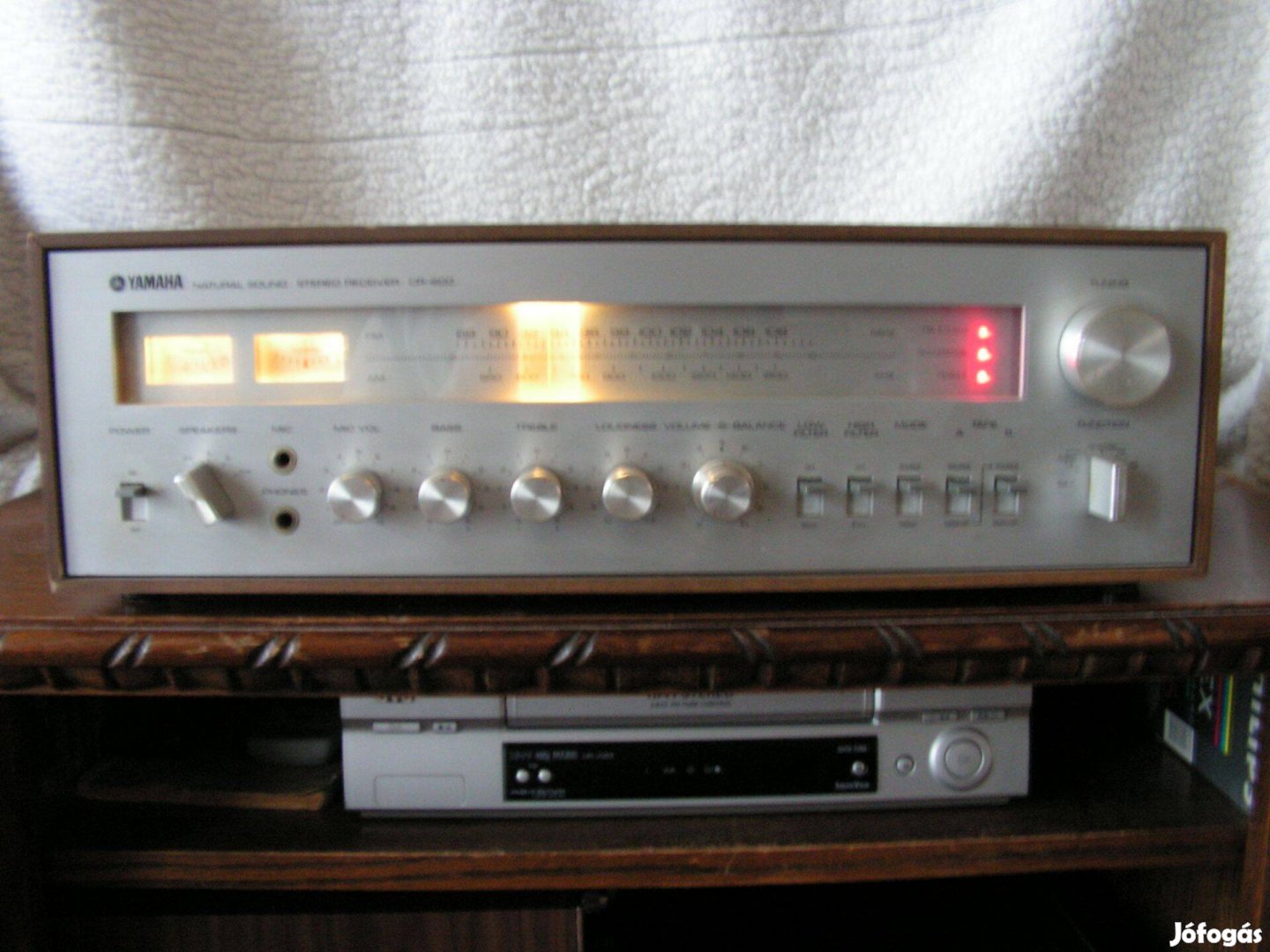 Yamaha CR 600 sztereó rádiós erősítő. Fa dobozos receiver