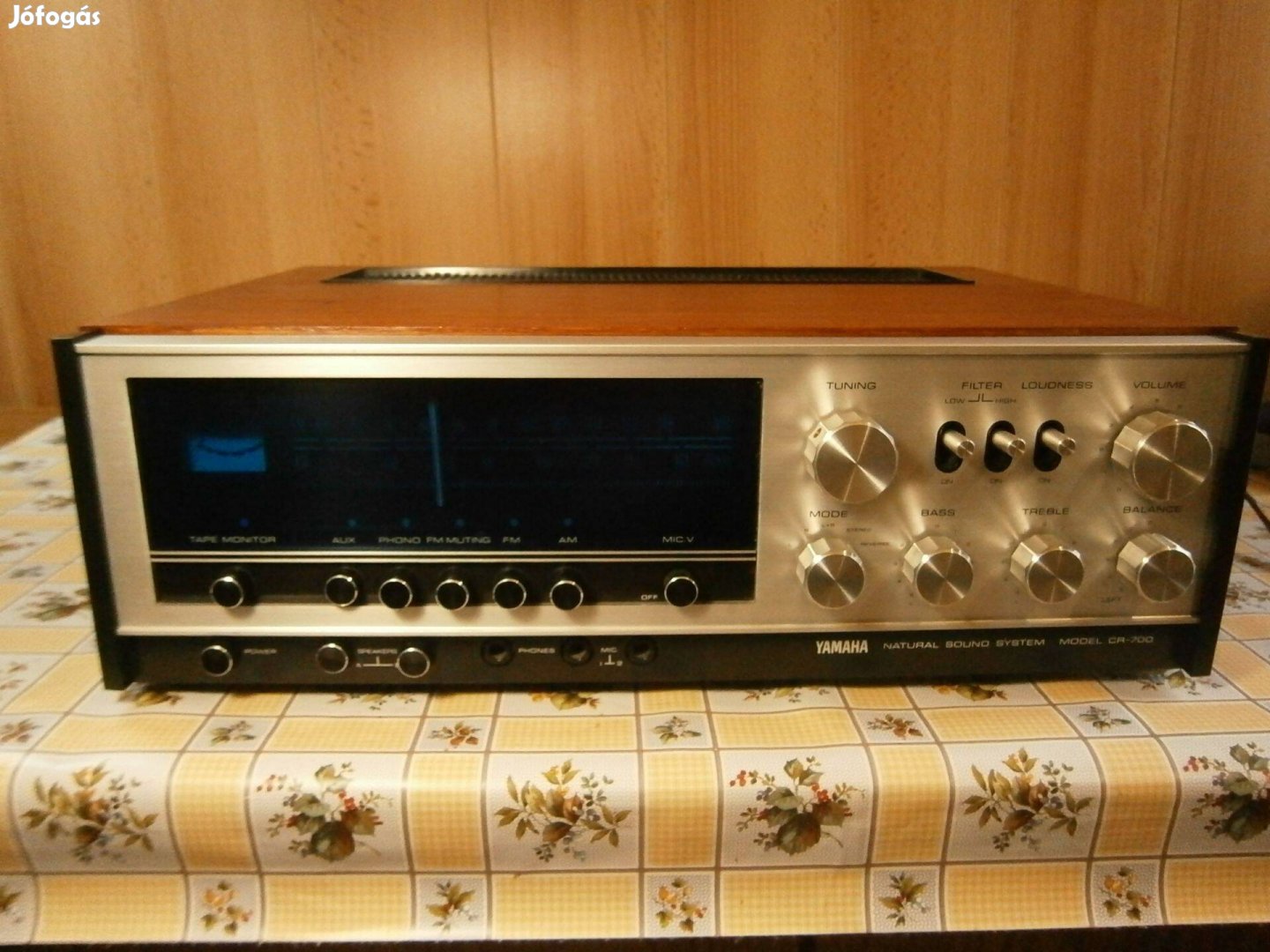 Yamaha CR-700 fadobozos rádió-erősítő 1972