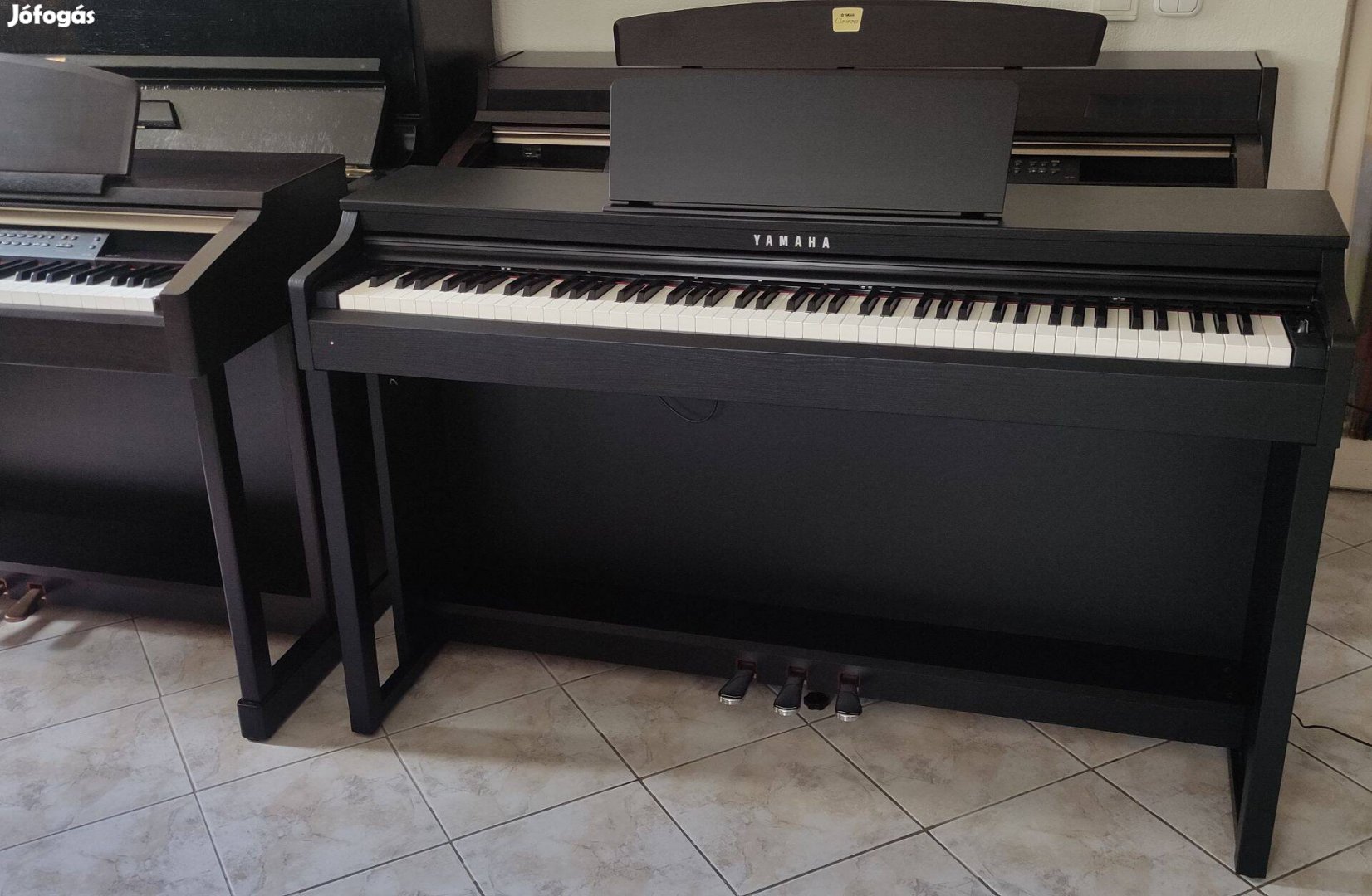 Yamaha Clavinova CLP 525 digitális zongora 1 év garanciával