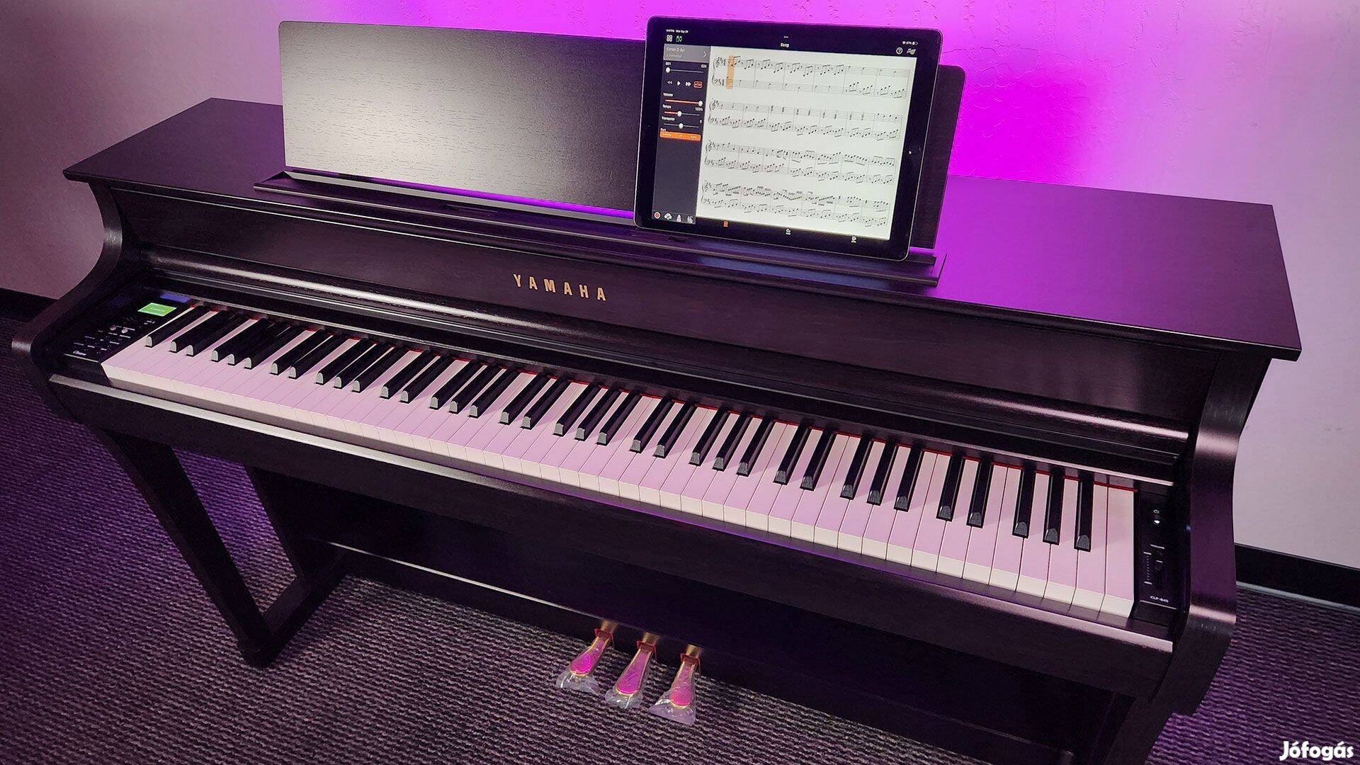 Yamaha Clavinova CLP 845 - új, 5 év gari